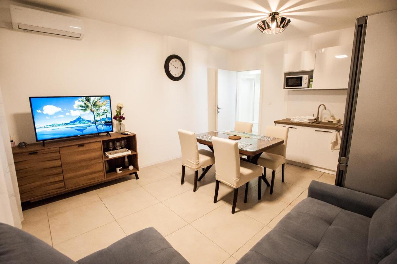 Apartament Little Violet - Balcony & Free Parking *