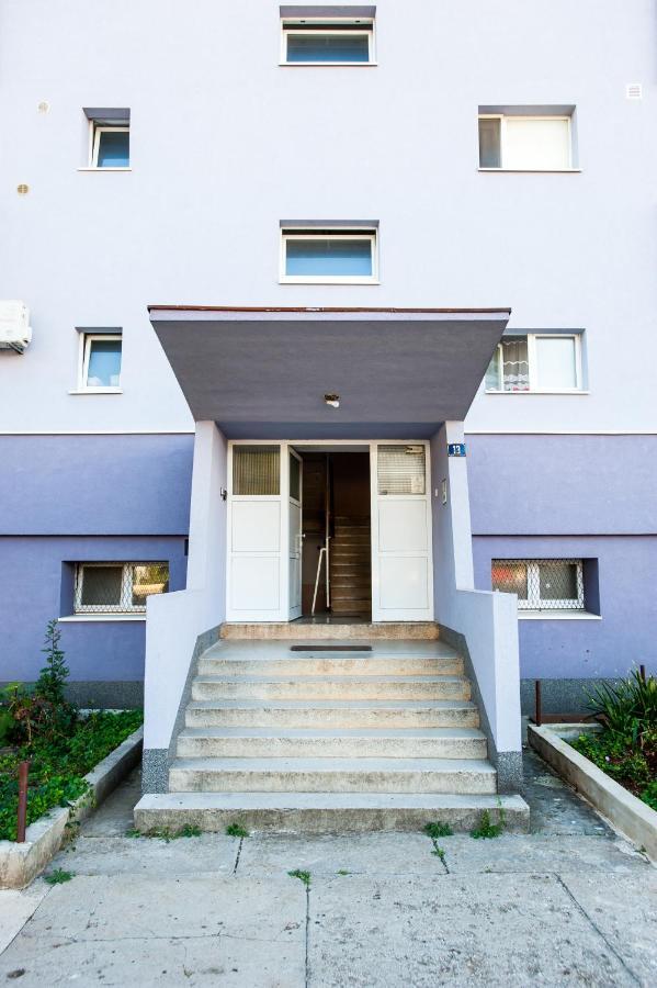 Little Violet - Balcony & Free Parking